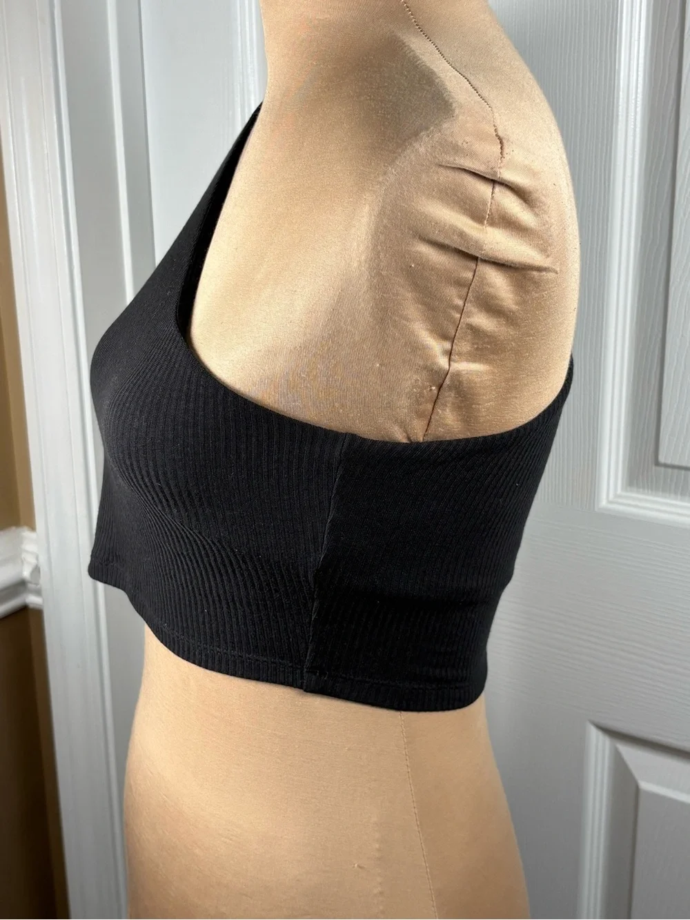 ALO YOGA One-Shoulder Long Sleeve Rib Black Crop Top Size Medium